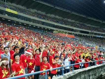 Cơn sốt vé trên sân Mỹ Đình