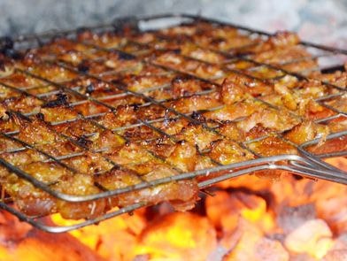 Về Đô Lương ăn bún chả nướng Bảo Hợp