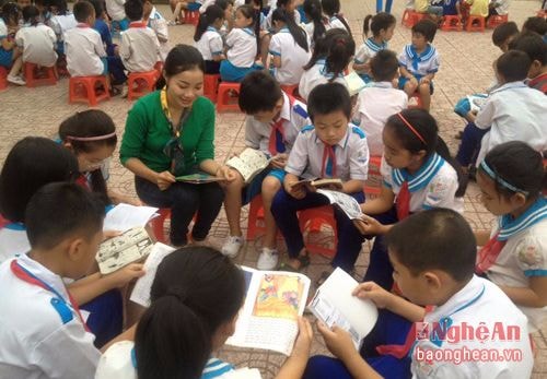 Thừa giáo viên ở Nghệ An: Giáo viên dạy giỏi cấp tỉnh phải đi học chăm trẻ