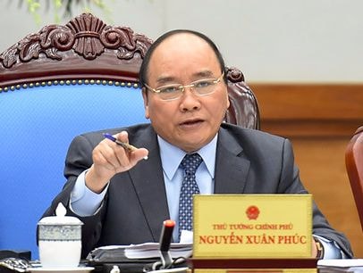 Thủ tướng: Xem xét giảm 10% chi thường xuyên để tăng lương