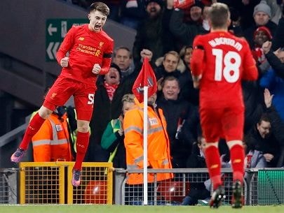 Sao trẻ phá kỷ lục của Michael Owen, Liverpool vào bán kết Cup Liên đoàn