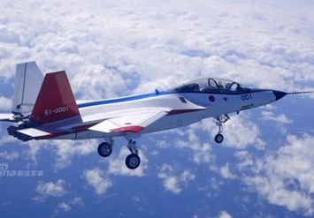 Chiến đấu cơ nội địa Nhật bay lượn cùng tiêm kích F-16