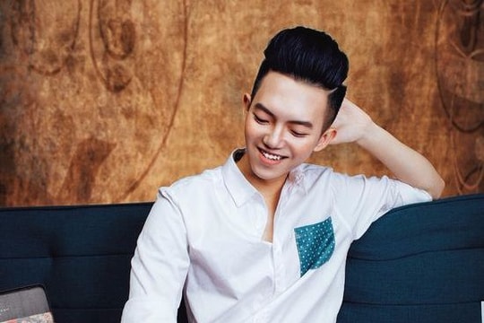 Chàng trai vẽ truyền thần xứ Nghệ tiếp tục được vinh danh trên báo Mỹ