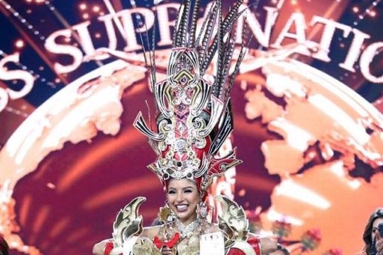 Việt Nam thắng giải phụ tại Cuộc thi Hoa hậu Siêu quốc gia với bộ trang phục gây tranh cãi