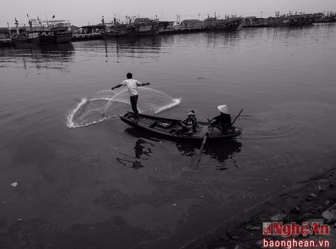 Nhịp đời thường bên ngôi đền thiêng nhất xứ Nghệ