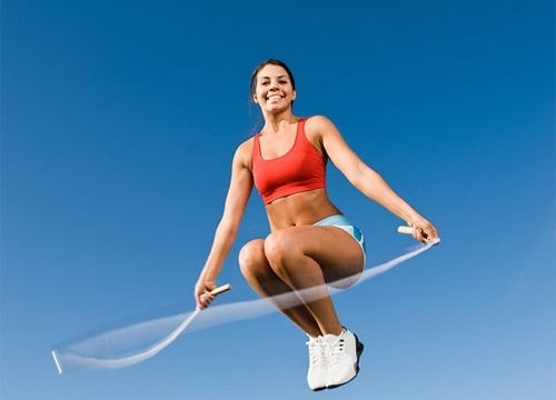 Hướng dẫn 3 động tác nhảy dây cho eo thon bụng phẳng