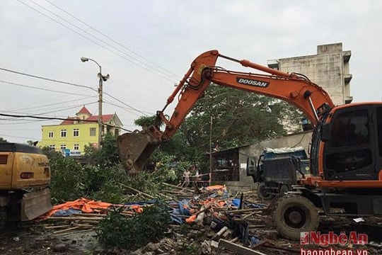 TP Vinh: Cưỡng chế thu hồi đất tại Quán Bánh