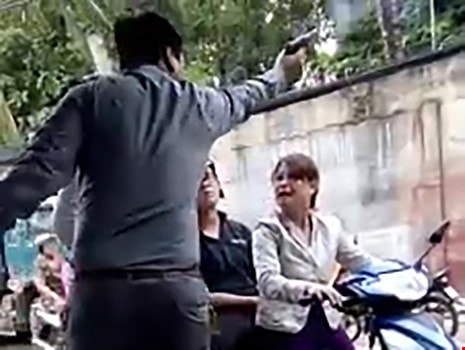 Vụ giám đốc nổ súng dọa phụ nữ: Không thể chấp nhận hành vi bạo lực!