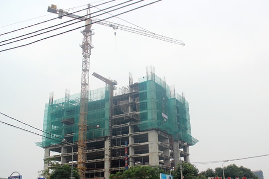 Đình chỉ 17 công trình có sử dụng cần cẩu sai quy định