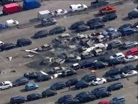 Máy bay chở gia đình Bin Laden rơi vì hạ cánh quá tốc độ