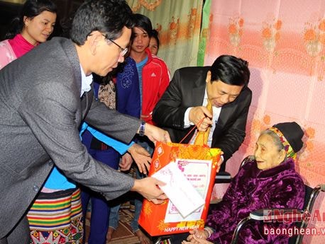 Nghệ An đặt mục tiêu vận động 40 tỷ đồng giúp người nghèo đón Tết