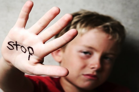 Những vụ bạo hành trẻ em chấn động dư luận thế giới