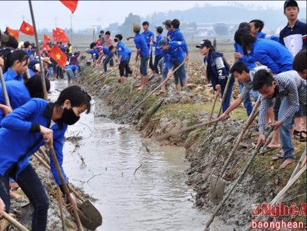 Thanh Chương: 3000 thanh niên ra quân làm giao thông thủy lợi