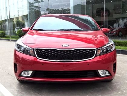Tiếp bước Mazda, Kia giảm giá tới 127 triệu đồng