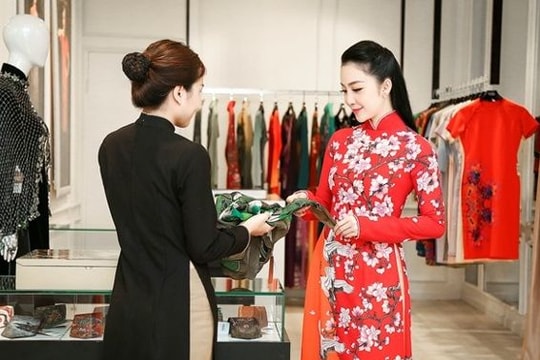 Linh Nga gợi ý 6 mẫu áo dài cách tân du xuân