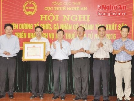 Các trường hợp nào được miễn lệ phí môn bài?