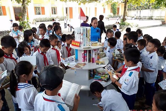 Cử tri chưa thỏa mãn với phiên chất vấn về mô hình VNEN