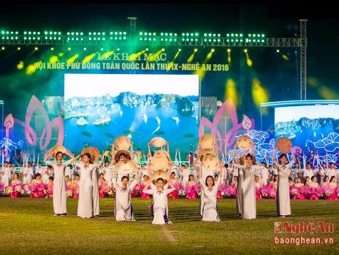 Khen thưởng 186 tập thể, cá nhân tổ chức tốt Hội khỏe Phù Đổng toàn quốc lần thứ IX