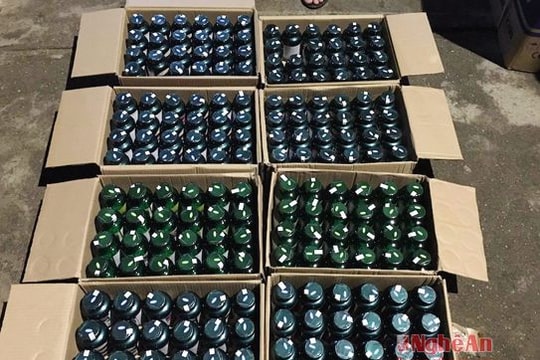 Bắt xe khách vận chuyển hàng thực phẩm chức năng không rõ nguồn gốc