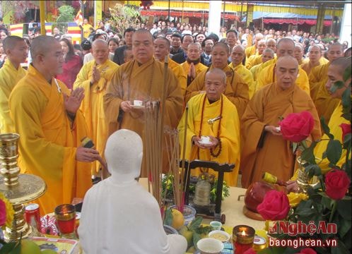 Bổ nhiệm trụ trì và đúc đại hồng chung chùa Yên Thái