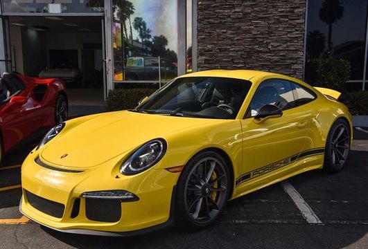 Hàng hiếm Porsche 911 R giá 999.999 USD