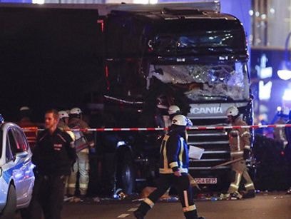 Ông Trump lên án vụ ám sát Đại sứ Nga ở Thổ Nhĩ Kỳ và tấn công ở Đức