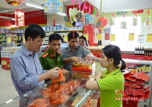Tăng cường kiểm soát thị trường, đảm bảo ANTT trước Tết Nguyên đán 2017
