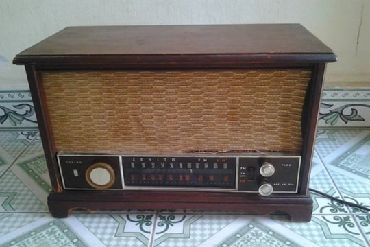 Những thiết bị công nghệ siêu xa xỉ trong nhà đại gia Việt xưa