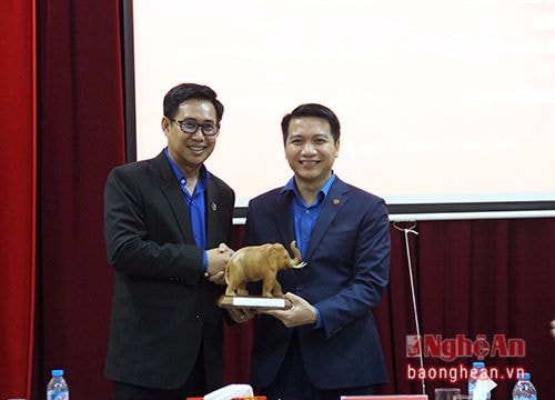 Thắt chặt quan hệ hợp tác giữa Trung ương Đoàn hai nước Việt Nam - Lào