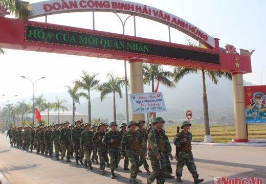 Đẹp người, đẹp doanh trại, đẹp tình quân dân