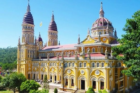 Những giáo đường tuyệt đẹp ở Nghệ An (Phần 1)