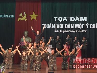 Lữ đoàn 414 Quân khu 4 tọa đàm 'Quân với dân một ý chí'