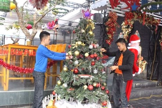Nở rộ dịch vụ mùa giáng sinh