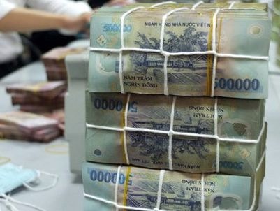 Lãi suất tiền gửi đồng loạt tăng