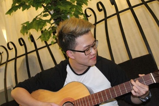 Nhạc sĩ 'Ông bà anh' gây tranh cãi khi được đề cử Làn sóng xanh 2016