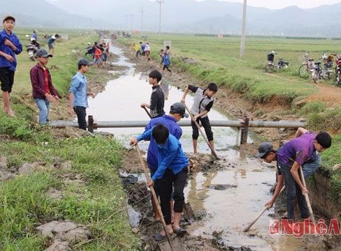 Cần quan tâm tôn vinh những người lao động trực tiếp có thành tích