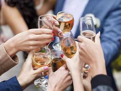 Giám sát thế nào để ngăn chặn 'tặng quà vụ lợi'?