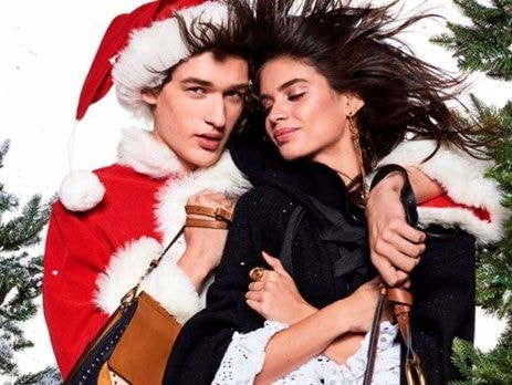 Bộ đôi thiên thần nội y diện thời trang Noel sành điệu