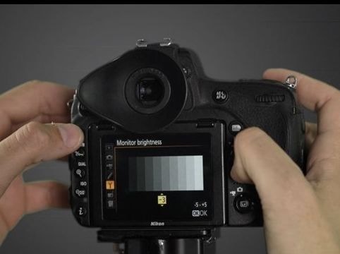 Mẹo tiết kiệm pin cho máy ảnh