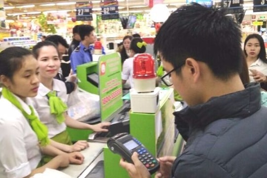 Thanh toán qua POS ở Nghệ An: Doanh số vẫn còn thấp