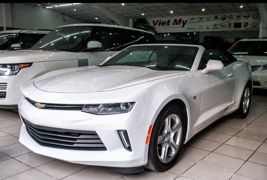 Chevrolet Camaro Convertible 2017 giá trên 3 tỷ đồng có gì hot?