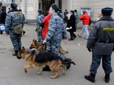 Cảnh báo có bom ở nhà ga, 3.000 người Mockva sơ tán