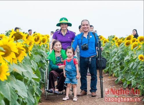 5 điều nên thử khi ghé thăm cánh đồng hoa hướng dương