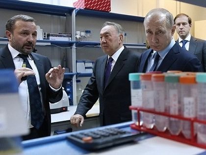 Putin thăm nhà máy sản xuất thuốc giúp con người sống tới 130 tuổi