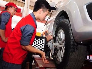 Hơn một nửa tài xế Việt không biết chăm sóc lốp xe