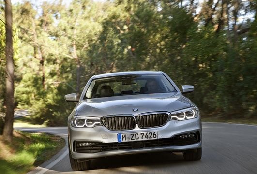 BMW 5-Series thế hệ mới phiên bản tiết kiệm xăng