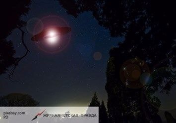 Trực thăng Mi-24 của Nga giáp mặt vật thể bay không xác định?