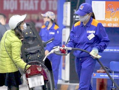 Xăng có thể tiếp tục tăng giá ngày mai