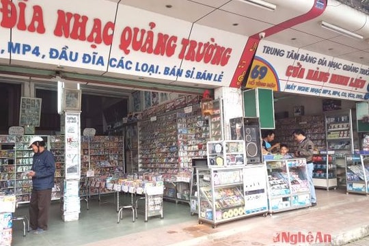 Tại sao người Vinh phải ra Hà Nội mua băng đĩa nhạc?