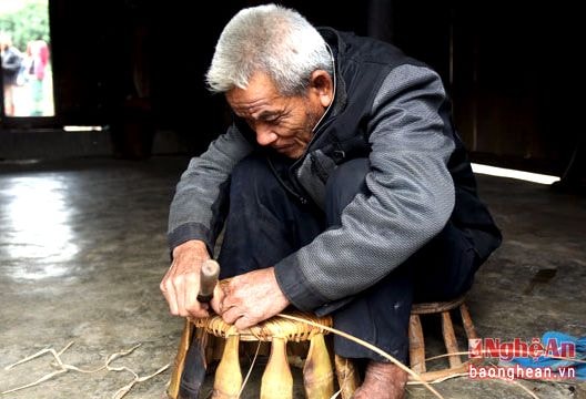 'Tổ nghề' đan lát Nghệ An là người Khơ mú?